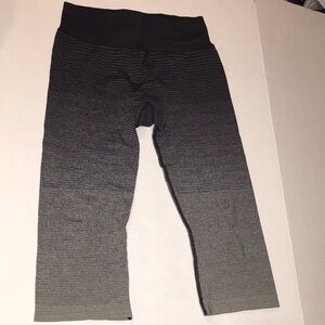 Brooks Cropped Leggings | Size S